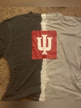 IU shirt